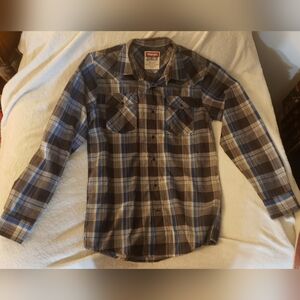 Mens Wrangler Western Long Sleeve Shirt Small with Black Snap Buttons